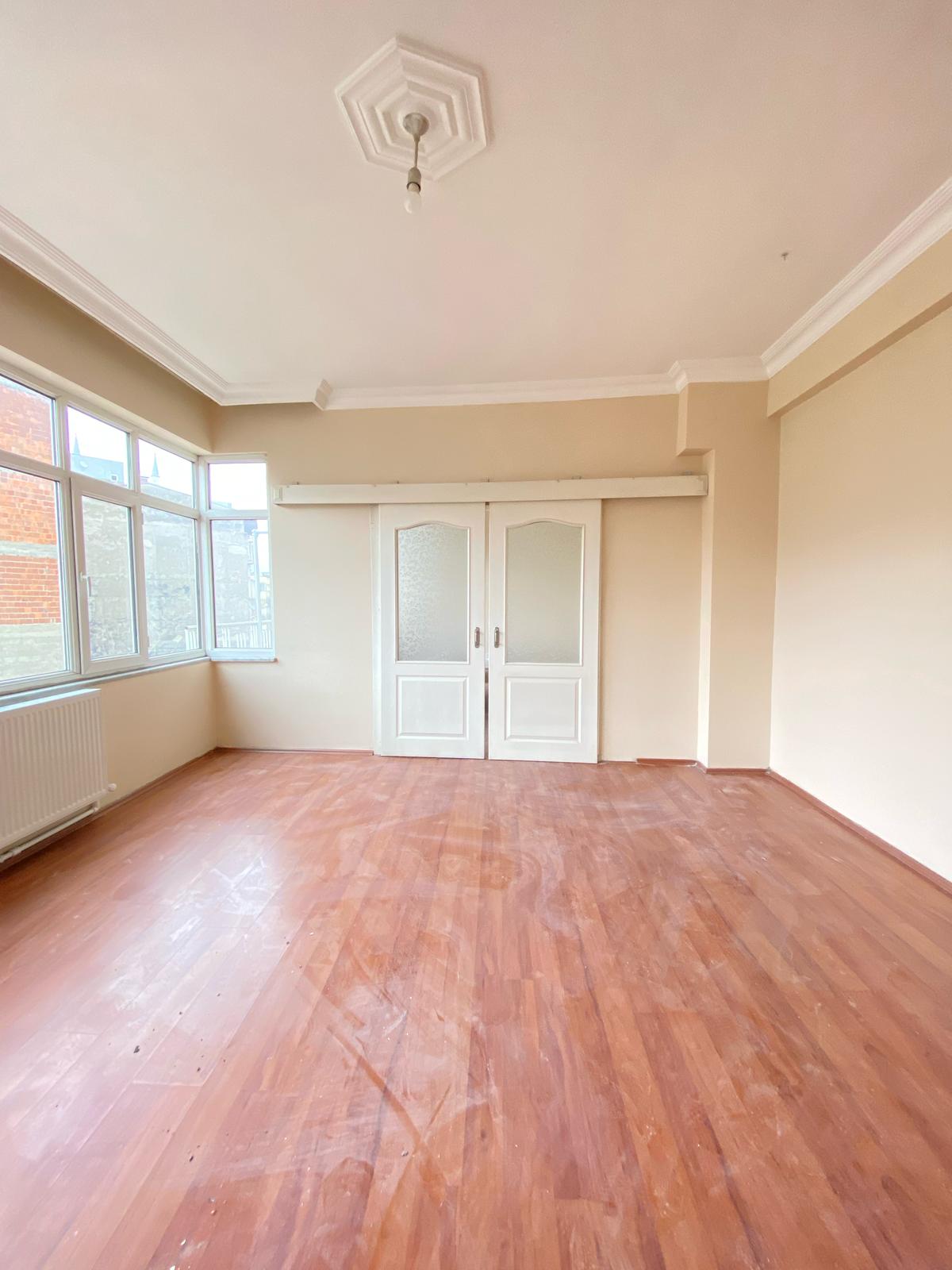 MABEL GAYRİMENKUL GENİŞ FERAH DAİRE